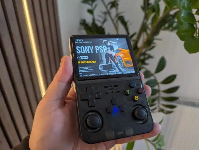 R36S Handheld Game Console